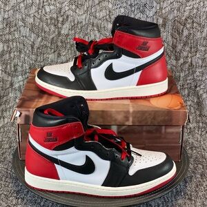 Nike Air Jordan 1 Retro High OG Shoe Sneaker Men's 10